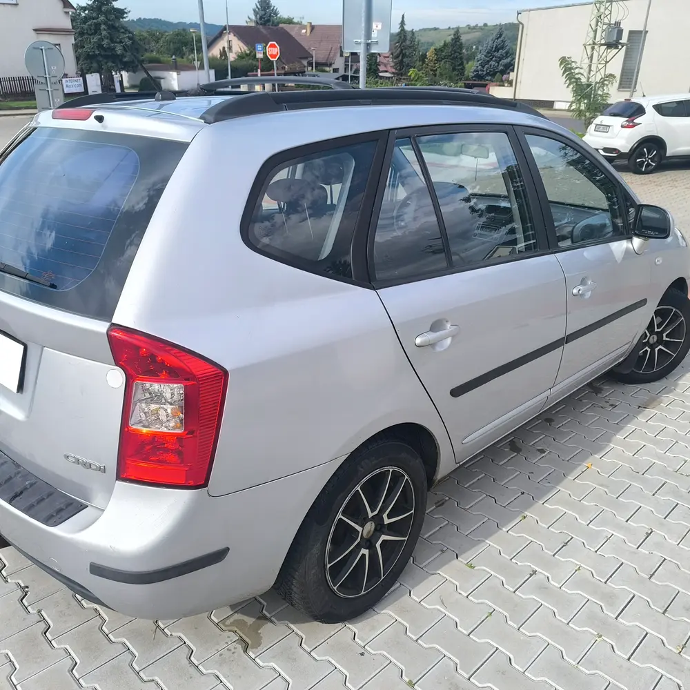 Kia Carens MPV 2.0 CRDi
