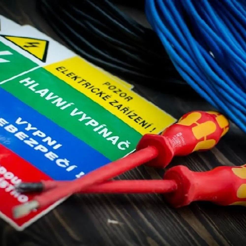🔥 AUTOELEKTRIKÁŘ – NĚMECKO | OD 22 €/HOD. | 60 KM OD STRÁŽNÉHO