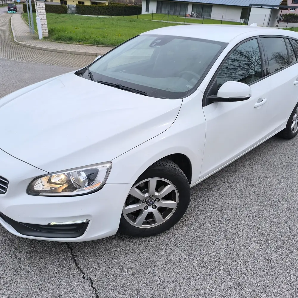 Volvo V60 1.6d Momentum