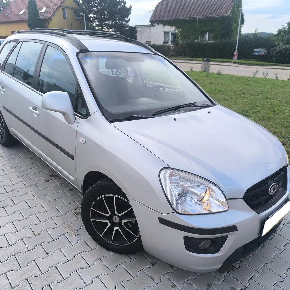 Kia Carens MPV 2.0 CRDi