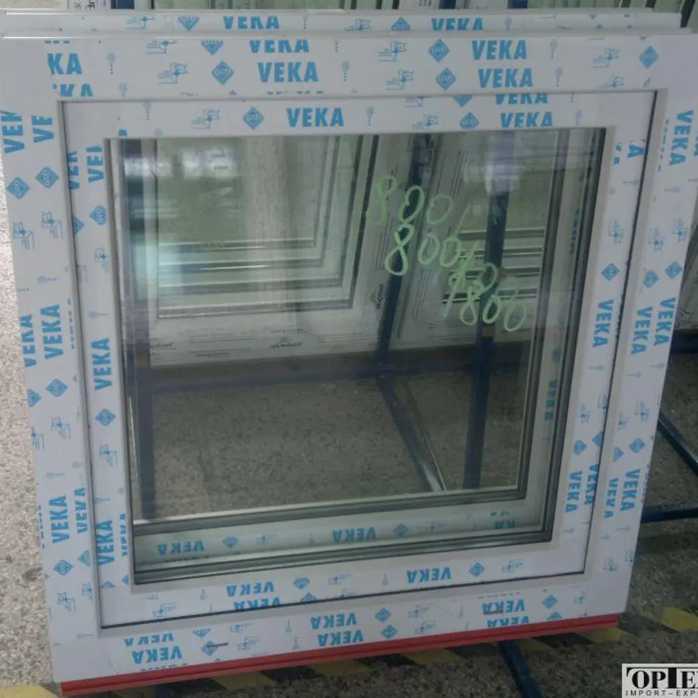 Plastové okno 80x80 bílé